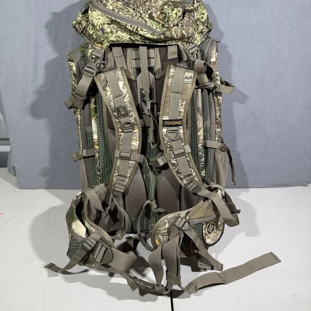 Tenzing TZ 6000 Hunting Backpack Hip Belt Padded Hydration NEW